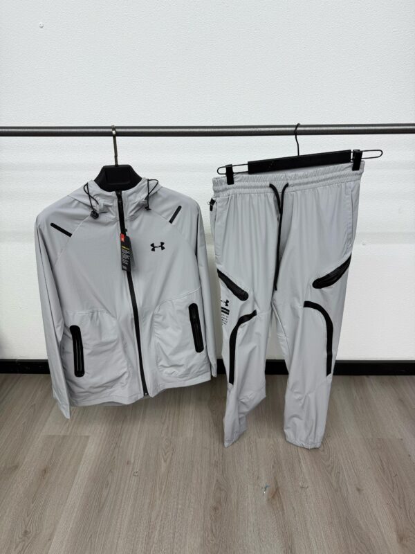 Under Armour Trainingspak Licht Grijs