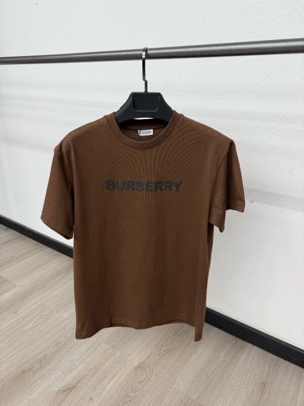 Burberry Text T-Shirt Brown