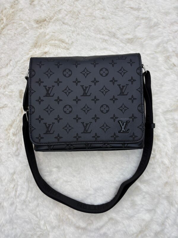 Louis Vuitton Messenger Bag Monogram Black LV Logo