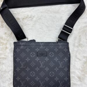 Louis Vuitton Messenger Bag Plat Monogram