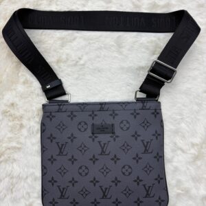 Louis Vuitton Messenger Bag Plat Grey Monogram