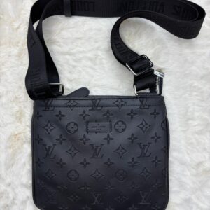Louis Vuitton Messenger Bag Plat Monogram Black on Black