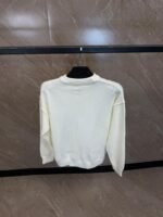 Ami Sweater White - Afbeelding 2