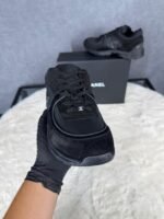 Chanel Sneakers Black on Black - Afbeelding 4