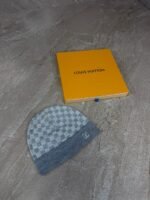 Louis Vuitton Damier Monogram Grey Muts