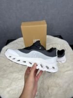 On x Loewe Cloudtilt 2 Sneakers Black White - Afbeelding 3