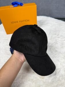 Louis Vuitton Monogram Pet Black on Black - Afbeelding 2