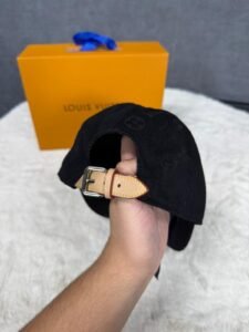 Louis Vuitton Monogram Pet Black on Black - Afbeelding 3