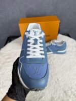 Louis Vuitton Trainers Baby Blue - Afbeelding 4
