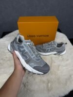 Louis Vuitton Runner Tatic New Sneakers Grey
