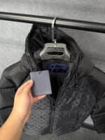 Louis Vuitton Monogram Accent Pillow Puffer Jacket Black High Quality - Afbeelding 7