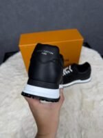 Louis Vuitton Leather Black White Sneakers - Afbeelding 4