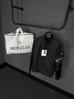 Moncler Windbreker Rits Arm Zwart