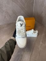 Louis Vuitton Trainers White, Black Accents - Afbeelding 3