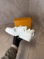 Louis Vuitton Trainers White, Black Accents - Afbeelding 4