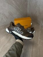 Louis Vuitton Runner Tatic Brown - Afbeelding 2