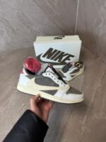 Travis Scott Air Jordan Reverse Mocha - Afbeelding 2