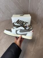 Travis Scott Air Jordan Reverse Mocha - Afbeelding 3