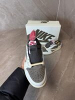 Travis Scott Air Jordan Reverse Mocha - Afbeelding 4