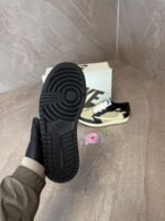 Nike Air Jordan 1 Low Travis Scott Pale Vanilla - Afbeelding 5