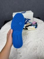 Nike Air Jordan 1 Low Travis Scott Sail/Military Blue - Afbeelding 4
